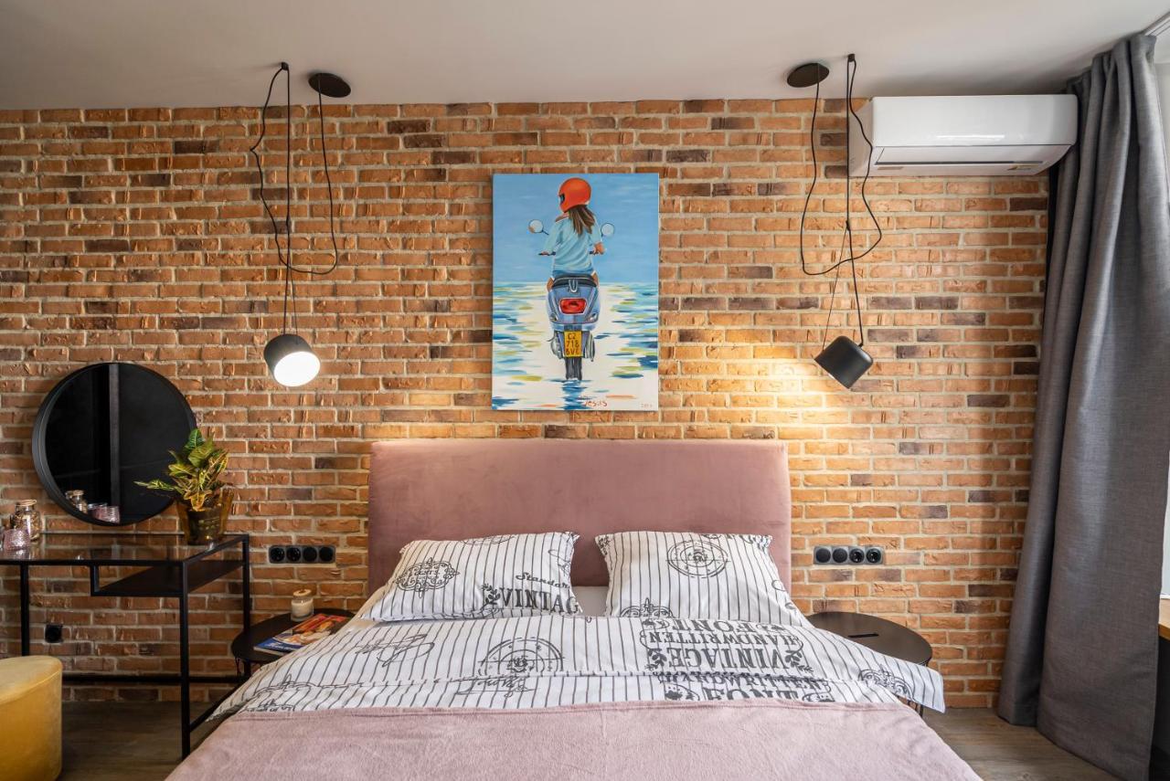 Slavutich Ecoloft Studios Kiev Luaran gambar