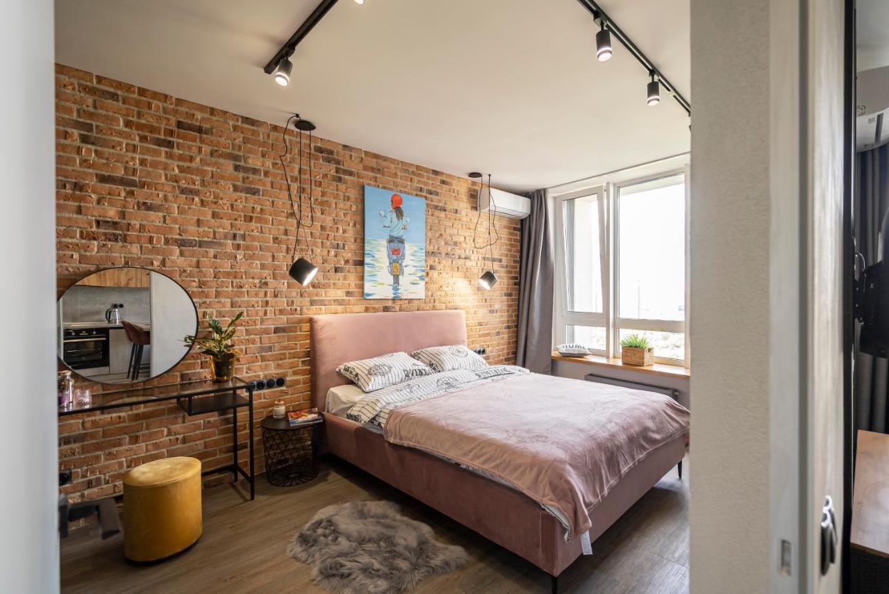 Slavutich Ecoloft Studios Kiev Luaran gambar