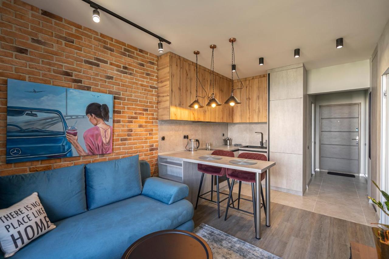 Slavutich Ecoloft Studios Kiev Luaran gambar